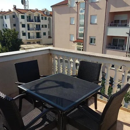 Lutikano Guest house *