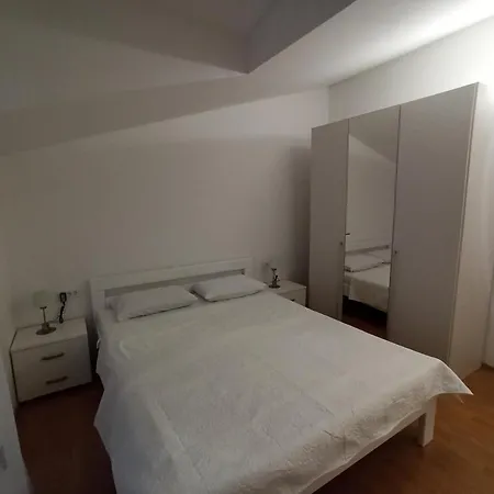 Lutikano Guest house Vodice